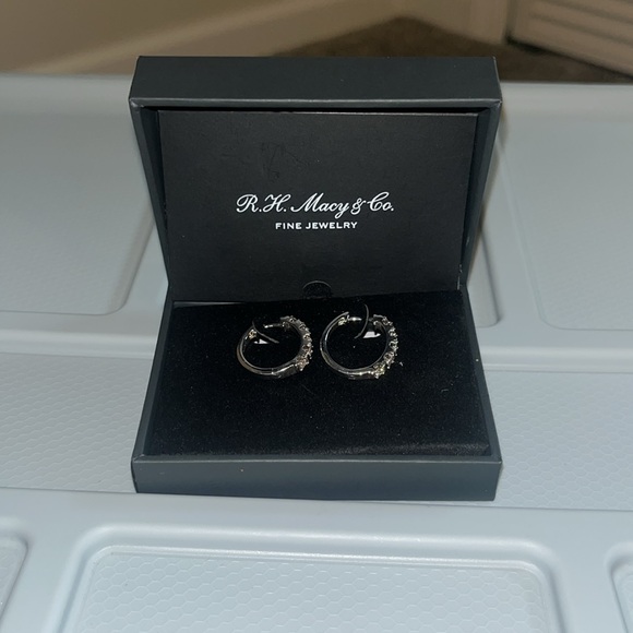 Diamond Hoop Earrings (1/4 ct. t.w.) in Sterling Silver - Picture 5 of 10